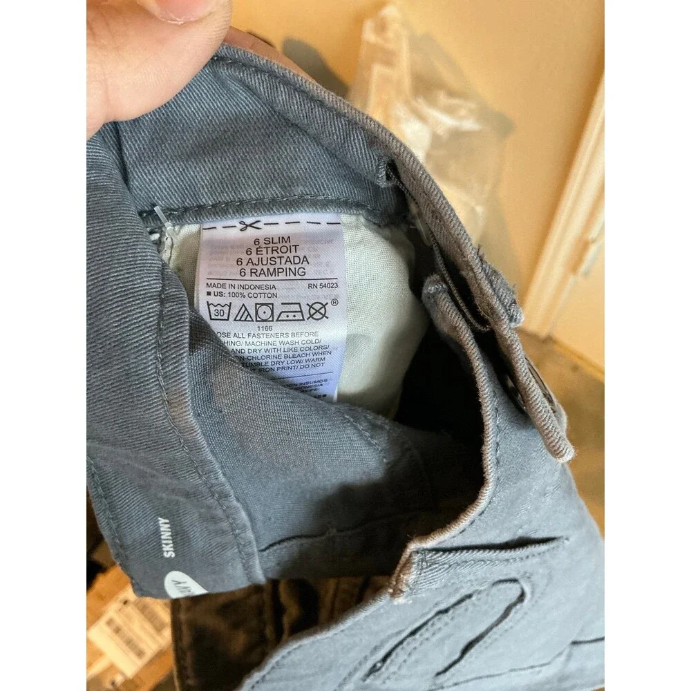 Boy’s Size 6 Slim Old Navy Skinny Jeans in Gray